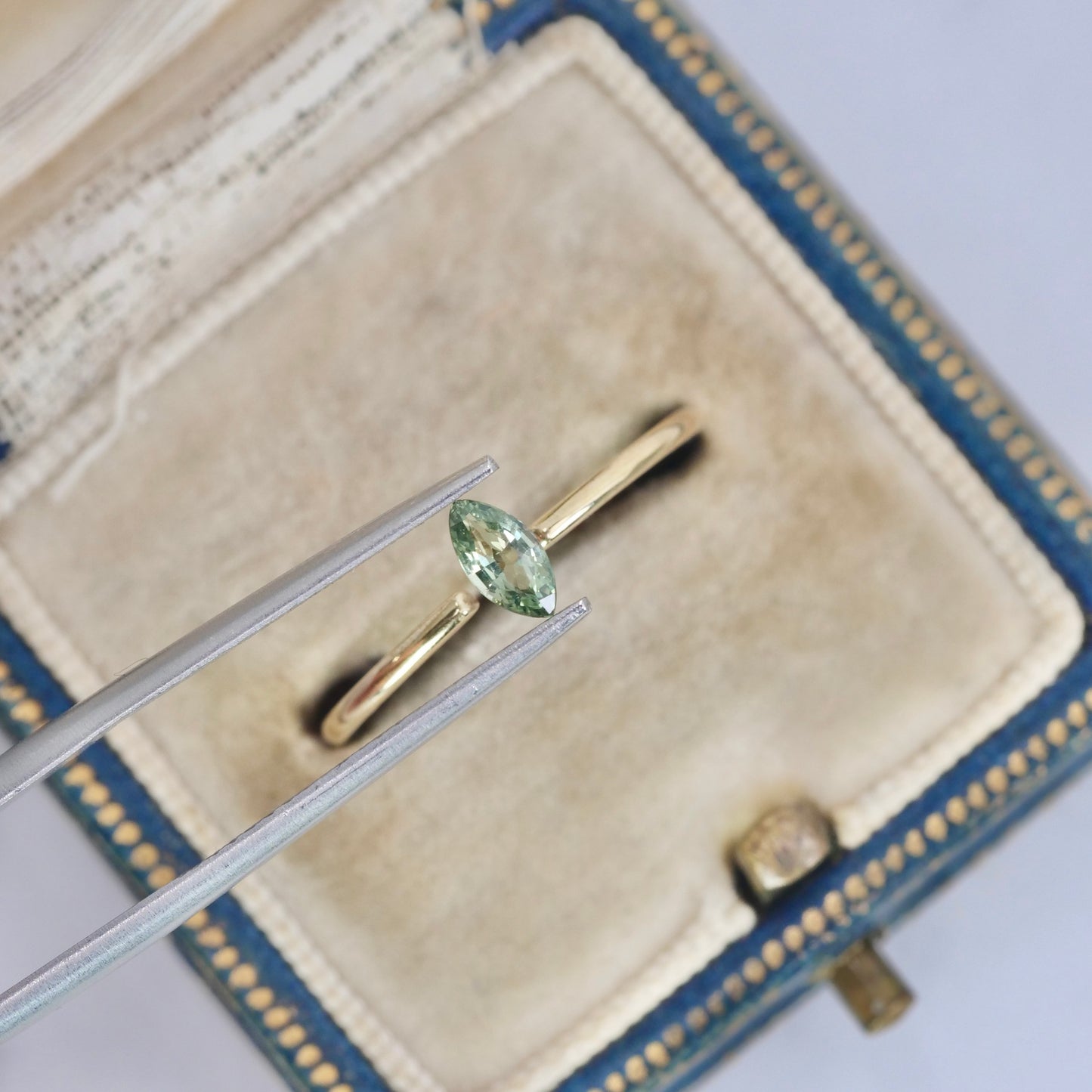 サファイア 0.28ct マーキスカット 5.8mm×3.0mm×2.0mm【MJ2886】