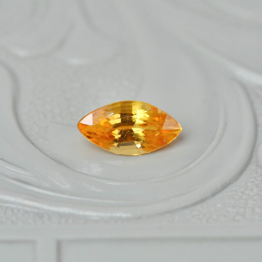 サファイア 0.34ct マーキスカット 5.9mm×3.1mm×2.3mm【MJ2887】