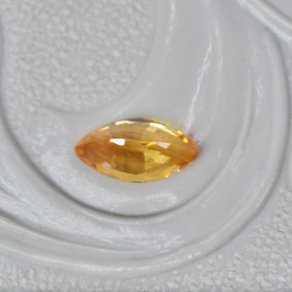 サファイア 0.34ct マーキスカット 5.9mm×3.1mm×2.3mm【MJ2887】