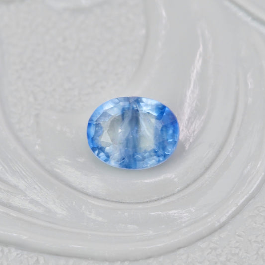 バイカラーサファイア 0.32ct オーバルカット 4.5mm×3.5mm×1.9mm【MJ2879】