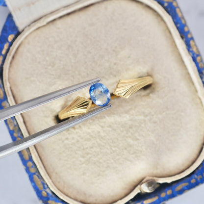 バイカラーサファイア 0.32ct オーバルカット 4.5mm×3.5mm×1.9mm【MJ2879】