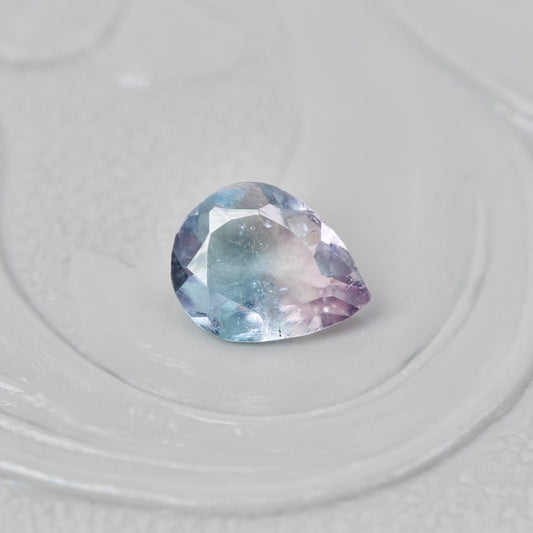 バイカラートルマリン 0.23ct ペアシェイプカット 5.0mm×3.9mm×1.9mm【MJ2985】
