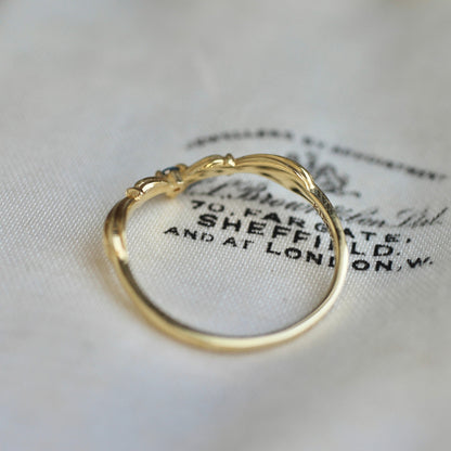 コバルトガーナイト 0.05ct アンティークVリング K18YG 【MJ2406】