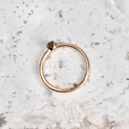 ピンクブラウンダイヤモンド 0.17ct K18PG クッションカット ４本爪(立て爪)×プレーンアーム(マット)
【MJ2836】