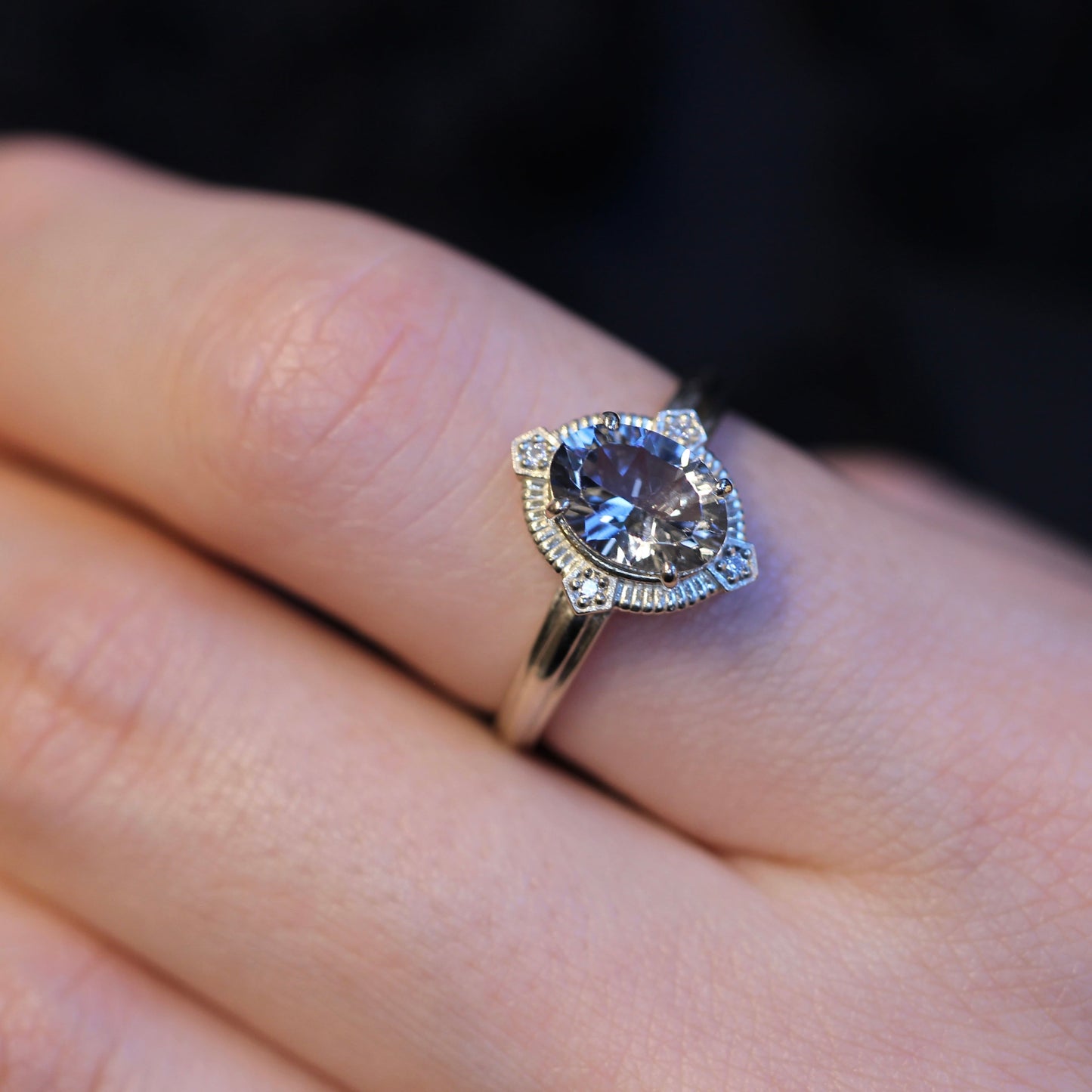 グレイッシュブルートルマリン 1.23ct ダイヤモンド 0.02ct K10WG コンケーブカット トゥルース×グルーヴアーム