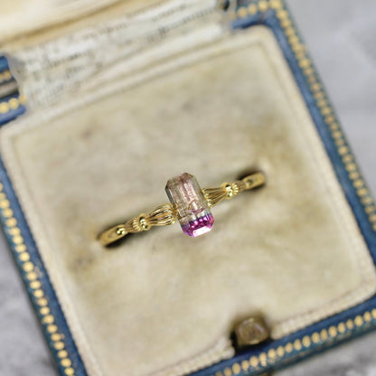 パーティーカラードトルマリン 0.60ct エメラルドカット 6.8mm×3.4mm×2.9mm【MJ2664】