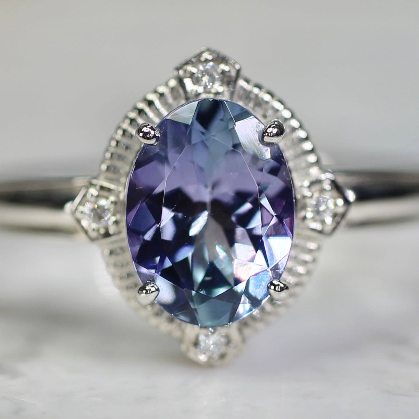 バイカラータンザナイト 1.22ct ダイヤモンド0.02ct Pt900 プラチナ トゥルース×グルーヴアーム