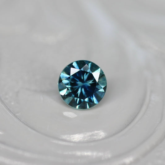 モンタナサファイア 0.25ct ラウンドカット 3.8mm×3.8mm×2.5mm アメリカ・モンタナ州産 風信子【MJ2597】