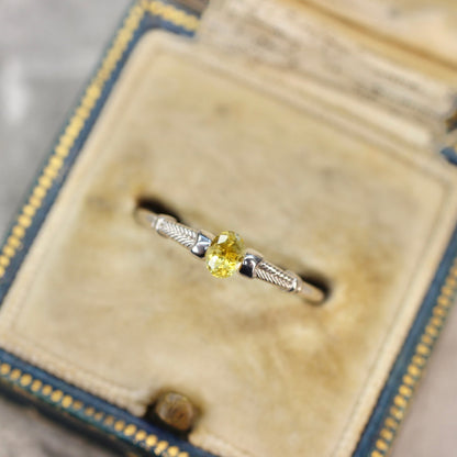 モンタナサファイア 0.26ct オーバルカット 3.8mm×2.7mm×1.9mm  【MJ2633】