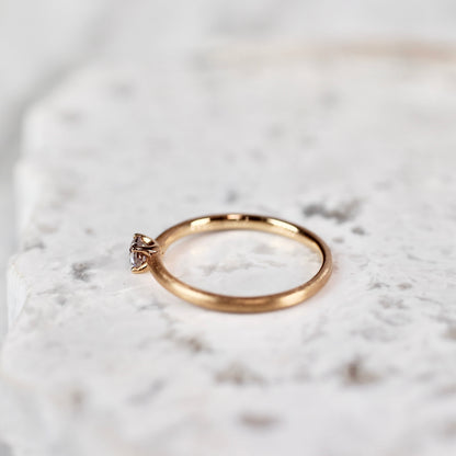 ピンクブラウンダイヤモンド 0.17ct K18PG クッションカット ４本爪(立て爪)×プレーンアーム(マット)
【MJ2836】