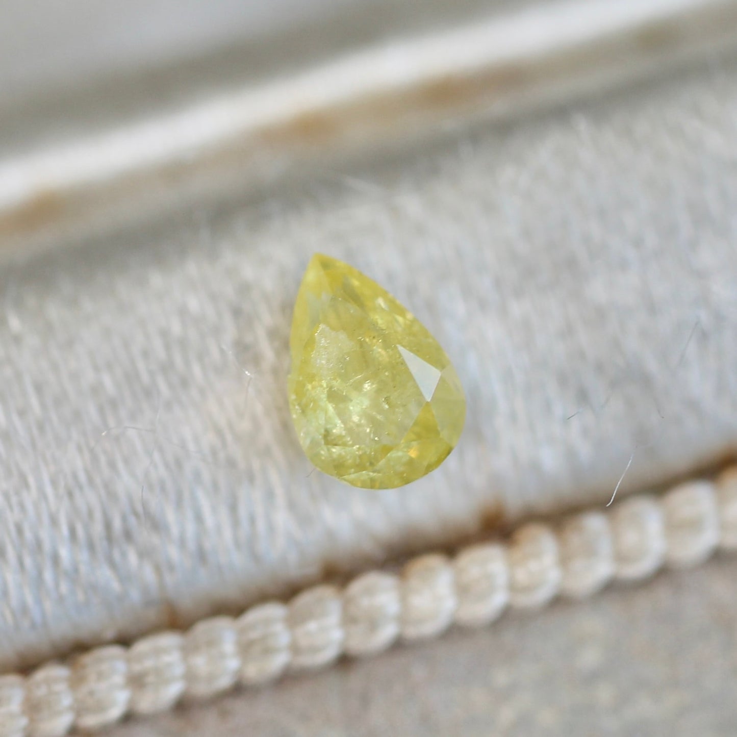 ペアシェイプカット ナチュラルダイヤモンド 0.195ct 4.5mm×3.1mm-1.6mm 【MJ2478】