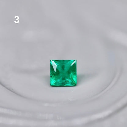 プリンセスカット エメラルド 2.5mm×2.5mm【MJ2555】