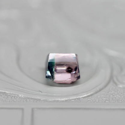 エメラルドカット バイカラートルマリン 0.90ct 5.1mm×4.5mm-4.7mm 【MJ2518】