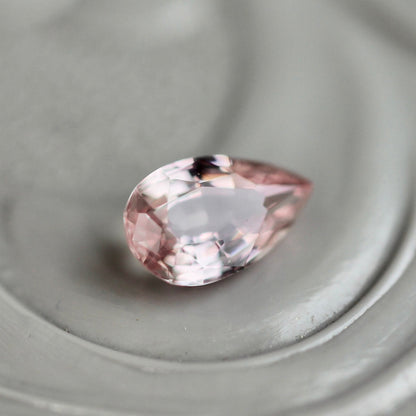 パパラチアサファイア 0.250ct 3mm×5mm ペアシェイプカット ソーティング付き【MJ2431】