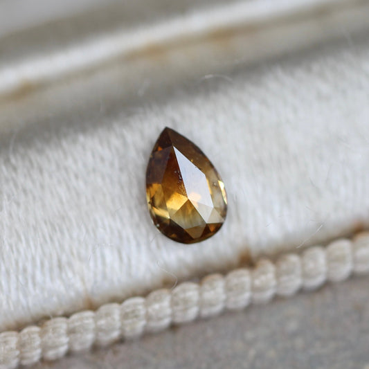 ペアシェイプカット ブラウンダイヤモンド 0.180ct 4.6mm×3.0mm-1.4mm 【MJ2481】