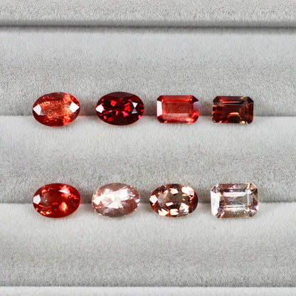 オーバルカット バイカラーラブラドライト 0.64ct 6.7mm×4.6mm-2.6mm 【MJ2512】