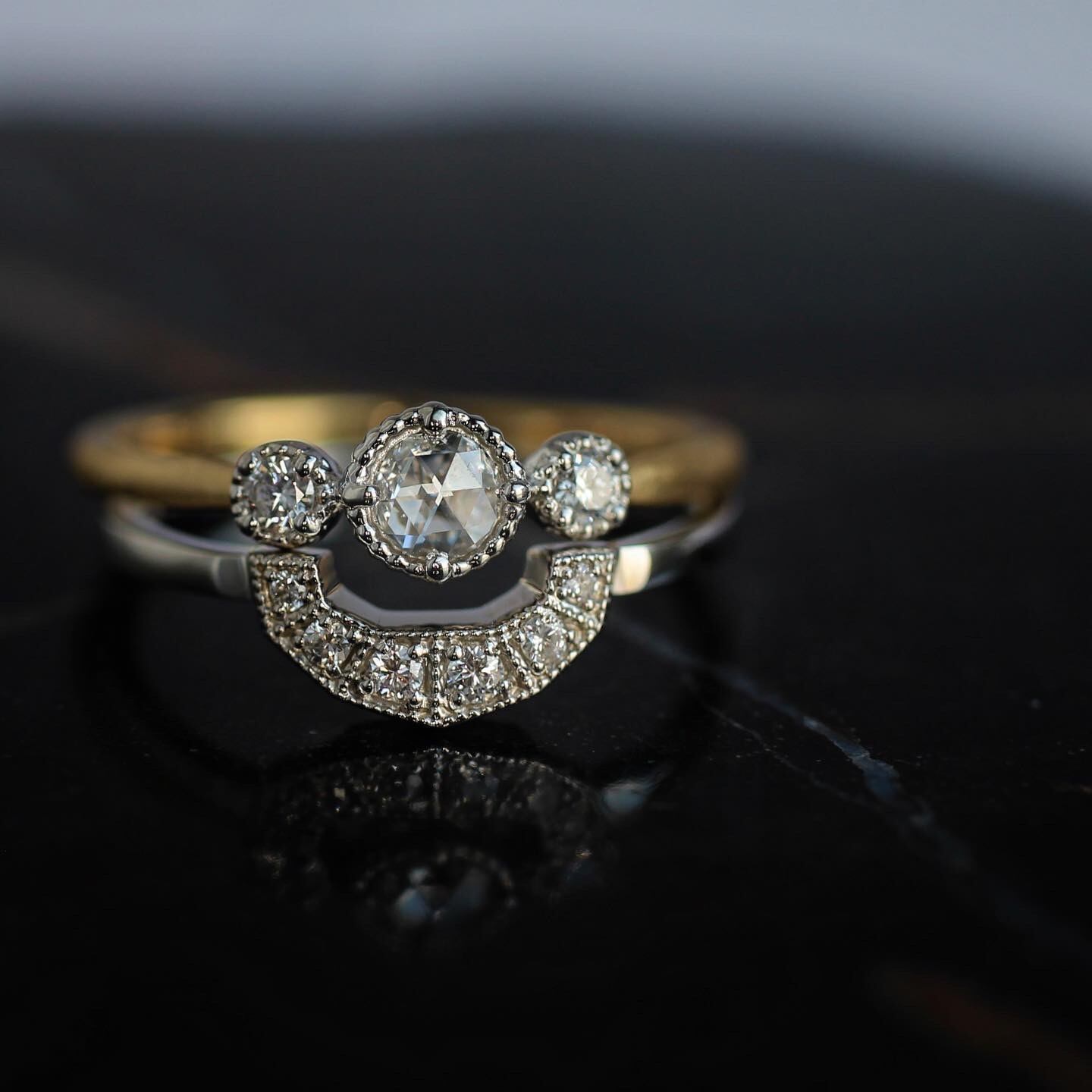 トラペゾイドリング ダイヤモンド 0.07ct VSクラス 【MJ2500】