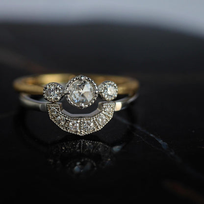 トラペゾイドリング ダイヤモンド 0.07ct VSクラス 【MJ2500】