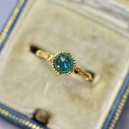 グランディディエライト 0.58ct カボションカット  4.9mm×4.9mm×2.8mm【MJ2738】