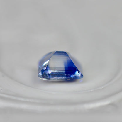 バイカラーサファイア 0.34ct エメラルドカット 4.2mm×3.5mm×2.8mm【MJ2710】