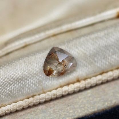 マロンカット ナチュラルダイヤモンド 0.44ct 4.8mm×5.6mm-1.3mm 【MJ2486】