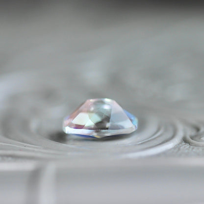 アンデシンラブラドライト 0.71ct 5×7mm マラウイ産 レインボームーンストーン 【MJ2451】