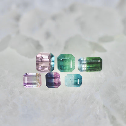 エメラルドカット バイカラートルマリン 0.90ct 5.1mm×4.5mm-4.7mm 【MJ2518】