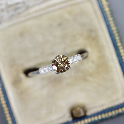 ショコラブラウンダイヤモンド 0.495ct ラウンドブリリアントカット 4.9mm×5.0mm×3.1mm【MJ2682】