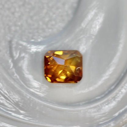 ブラウンダイヤモンド 0.115ct クッションカット 3.1mm×2.2mm×1.6mm【MJ2624】