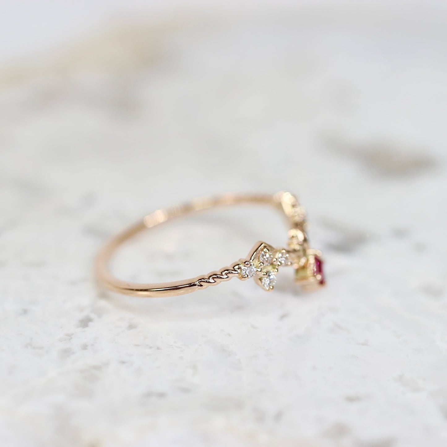 ルビー 0.07ct ダイヤモンド 計0.09ct スクエアカット K10PG 4本爪(プレーン)×レスピレーションアーム【MJ2849】