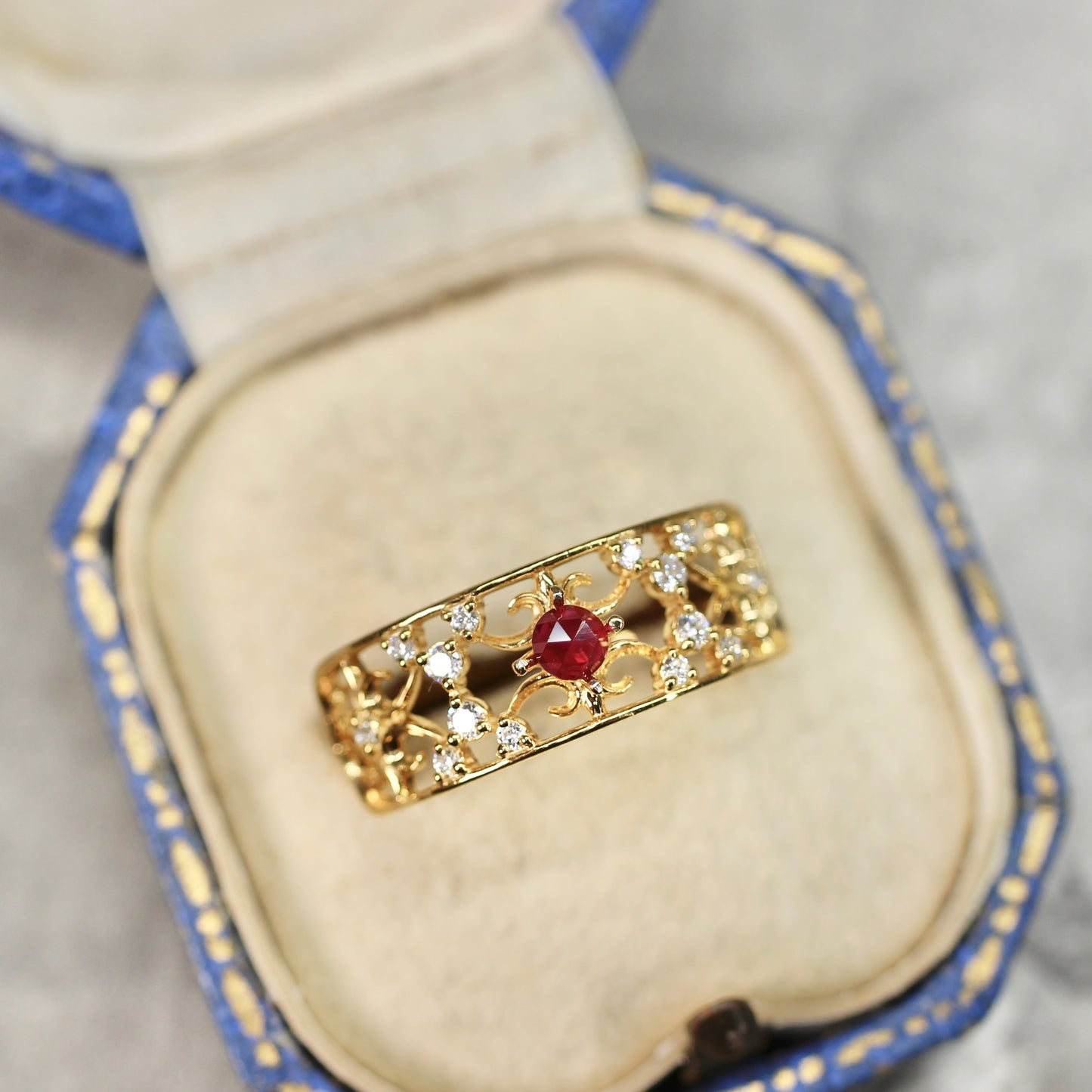 ルビー 0.17ct 3mm ローズカット【MJ2540】