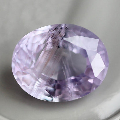 非加熱サファイア 0.49ct 5mm×4mm オーバルカット 【MJ2433】