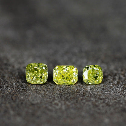 スクエアカット イエローダイヤモンド 0.13ct 3.1mm×2.5mm×2.0mm 【MJ2622】