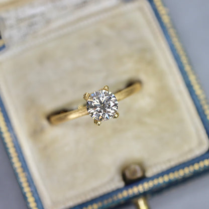 シャンパンブラウンダイヤモンド 0.664ct  VS-2 Very Good ラウンドブリリアントカット【MJ2680】