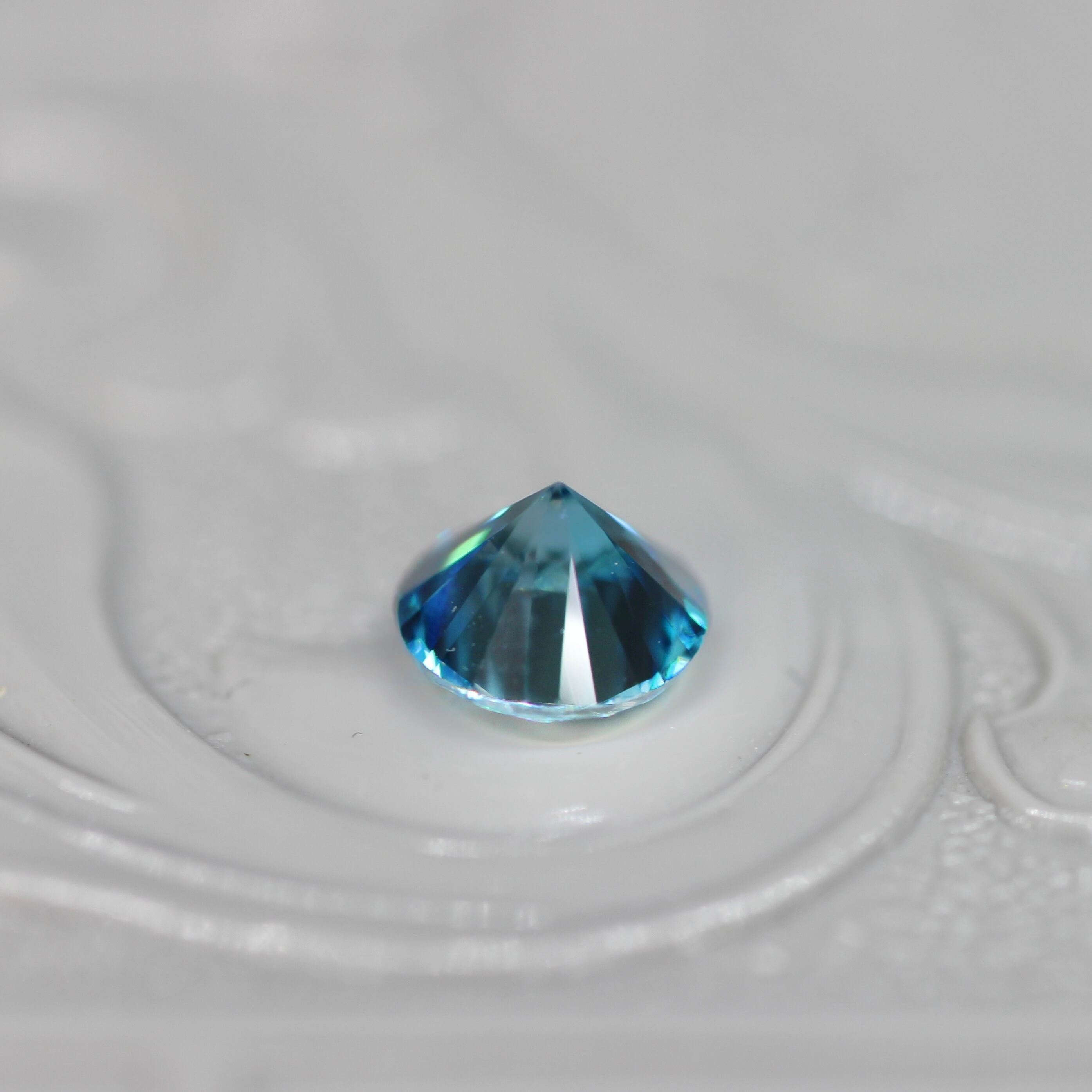 ラタナキリブルージルコン 0.73ct 5mm【MJ2539】 – Mei JEWELRY
