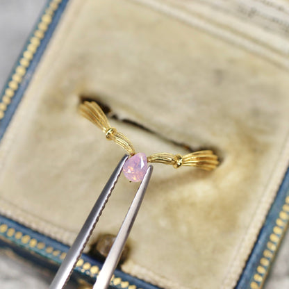 ペアシェイプカット シルキーパープルピンクサファイア　0.19ct  3.6mm×2.6mm×1.9mm 【MJ2525】