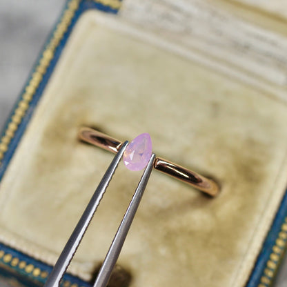 ペアシェイプカット シルキーパープルピンクサファイア　0.26ct  4.7mm×2.9mm×1.7mm 【MJ2522】