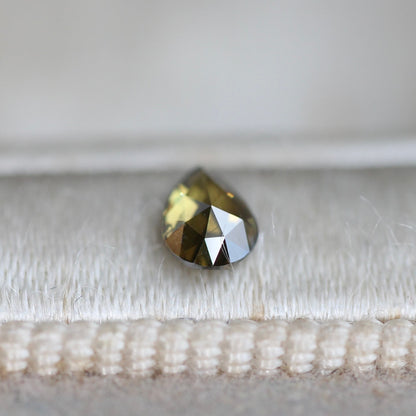 ペアシェイプカット ナチュラルダイヤモンド 0.180ct 4.6mm×3.1mm-1.5mm 【MJ2480】