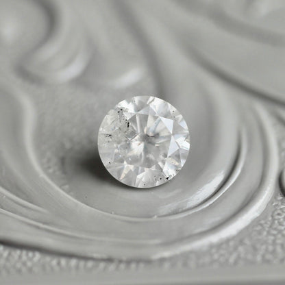 ソルトアンドペッパーダイヤモンド 0.57ct 5.1mm 【MJ2438】
