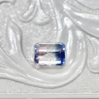 パーティーカラードトルマリン 1.17ct エメラルドカット 6.7mm×4.9mm×4.0mm【MJ2662】