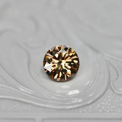 コニャックブラウンダイヤモンド 0.917ct VS-2 Very Good ラウンドブリリアントカット【MJ2677】