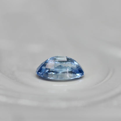 モンタナサファイア 0.27ct オーバルカット  4.9mm×2.9mm×2.2mm【MJ2734】