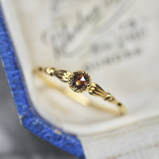 ローズカットブラウンダイヤモンド0.1ct K10YG ミルフレーム×アンティークアーム