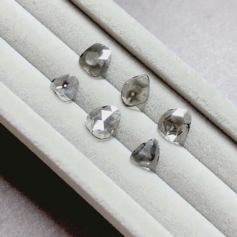 ダイヤモンド 0.68ct スライス ローズカット 8.2mm×7.2mm×1.0mm
