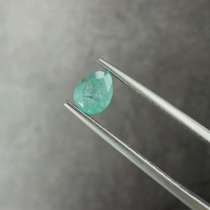 グランディディエライト 1.35ct  ペアシェイプカット 9.0mm×6.2mm×4.3mm【MJ2968】