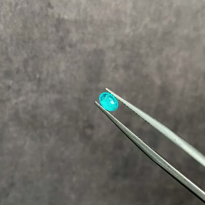 パライバトルマリン ブラジル産 0.19ct オーバルカボションカット 4.2mm×3.1mm×1.7mm【MJ3075】