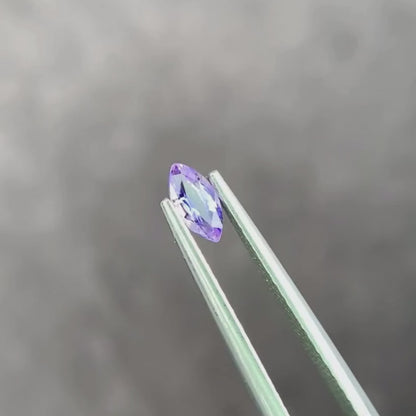 バイカラーサファイア マーキスカット 0.31ct 2.9mm×5.9mm×2.1mm【MJ3001】