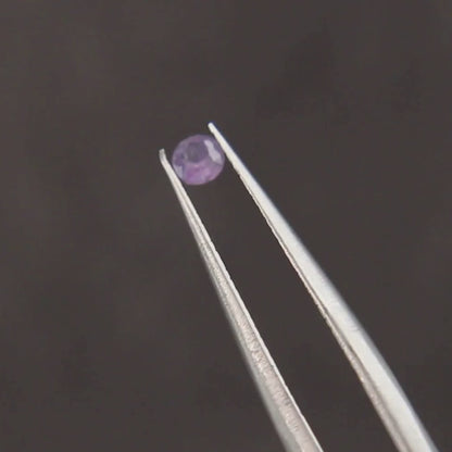 サファイア 0.11ct ラウンドカット 2.9mm×2.9mm×1.7mm【MJ2988】