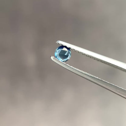 バイカラーサファイア 0.18ct ローズカット 3.3mm×3.3mm×1.6mm【MJ2872】