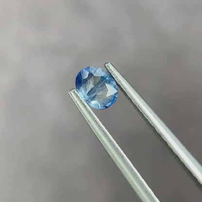 バイカラーサファイア 0.32ct オーバルカット 4.5mm×3.5mm×1.9mm【MJ2879】